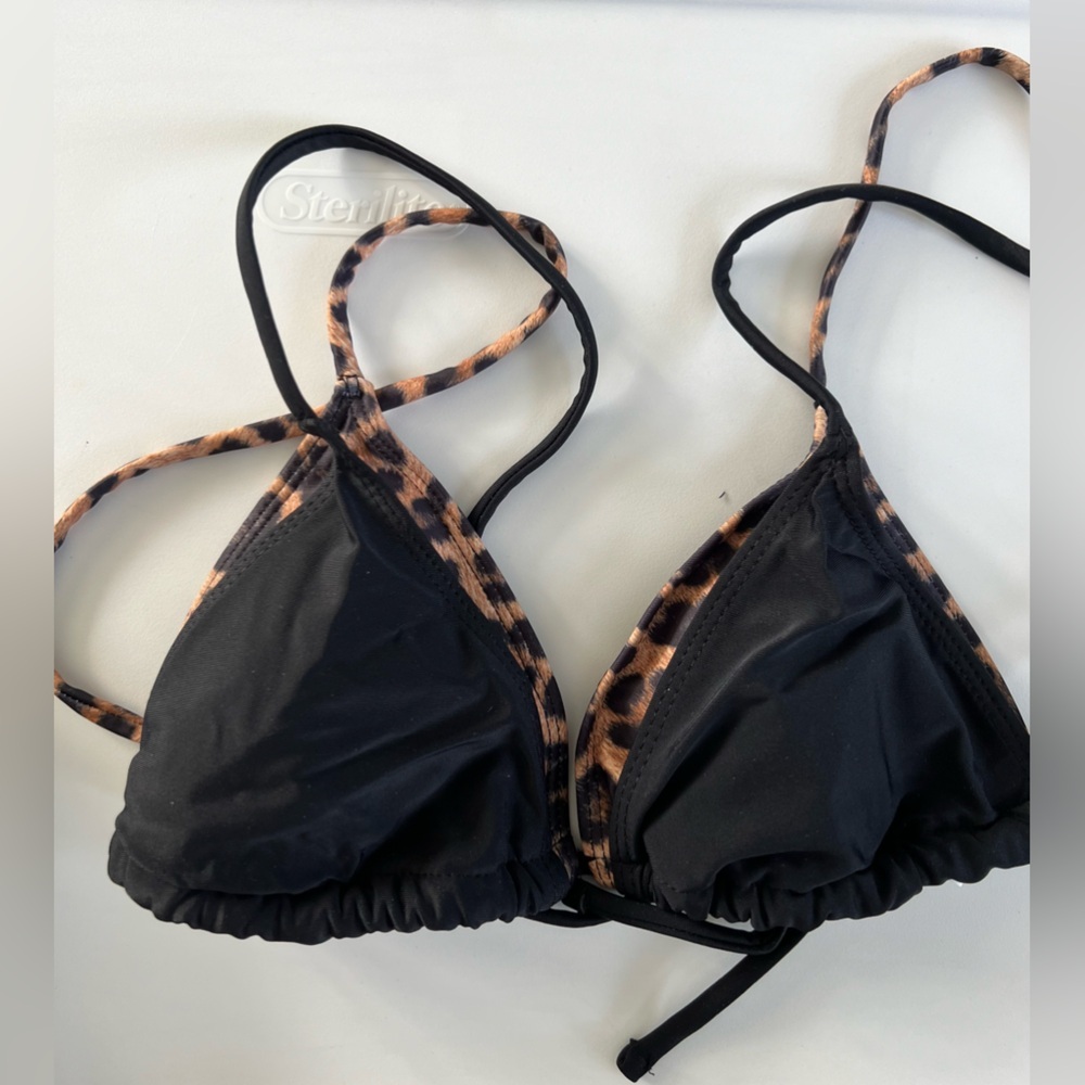 Chic Leopard Print Black Triangle Thong Bikini Set - Picture 4 of 11